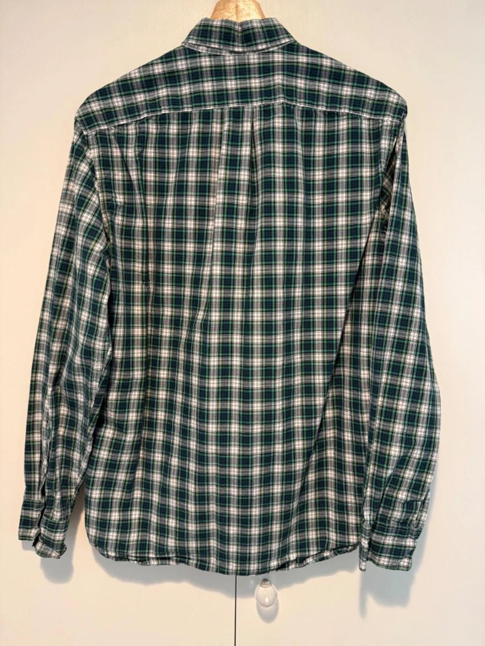 J.Crew Men's Plaid Button Down - SIZE SLIM MEDIUM - 100% Cotton
